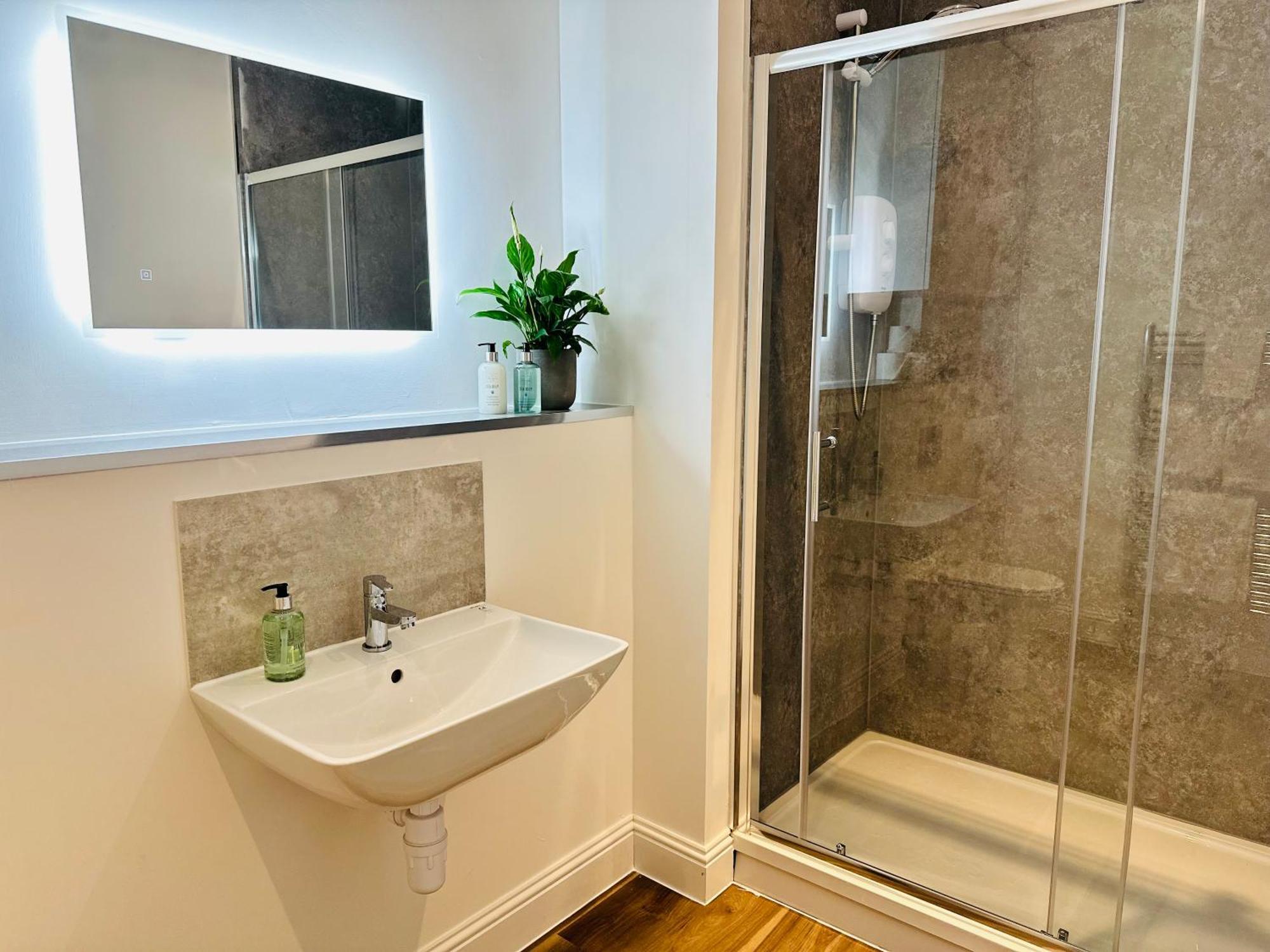 Barnet House Serviced Apartments Dunfermline Buitenkant foto