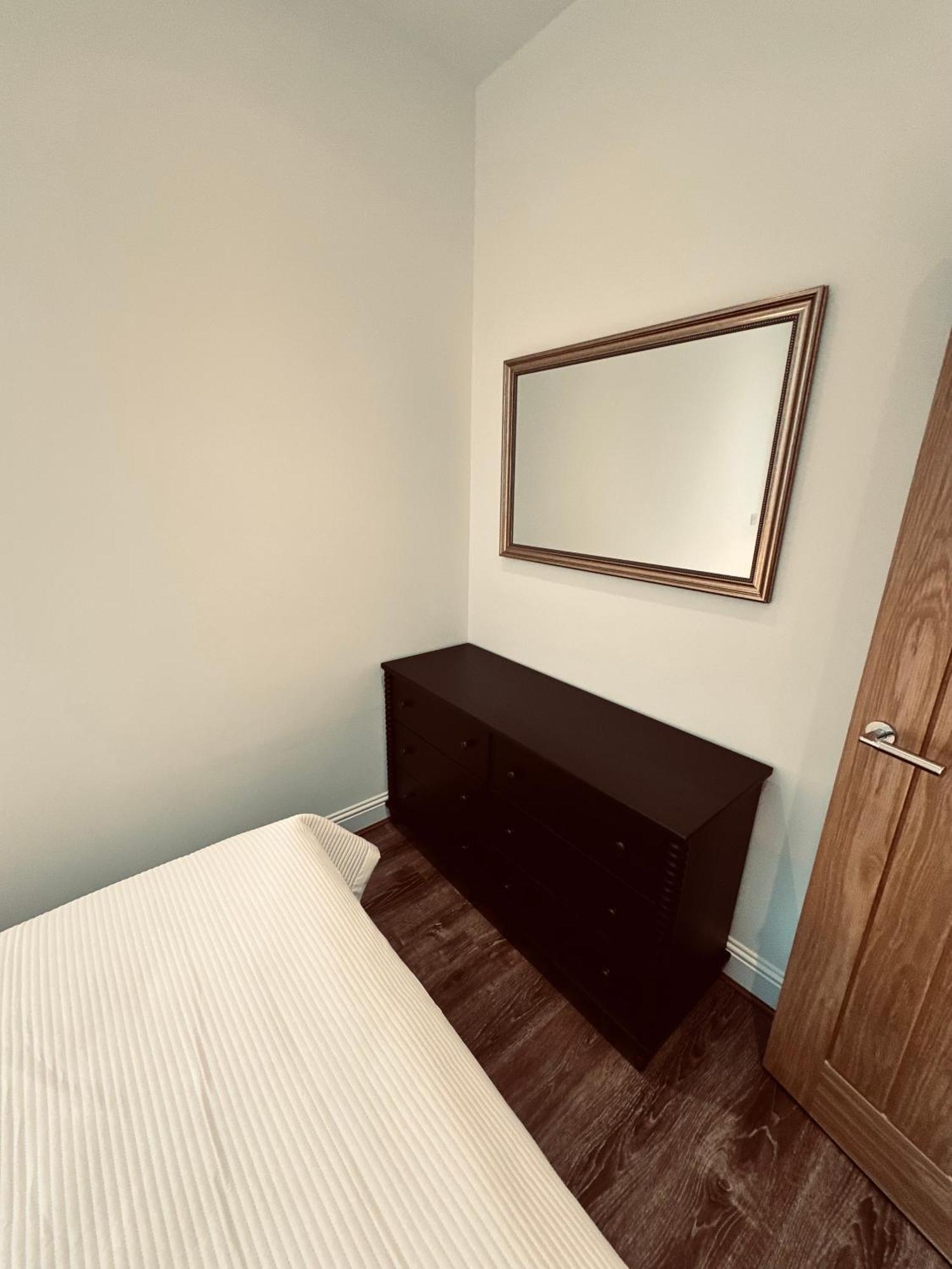 Barnet House Serviced Apartments Dunfermline Buitenkant foto