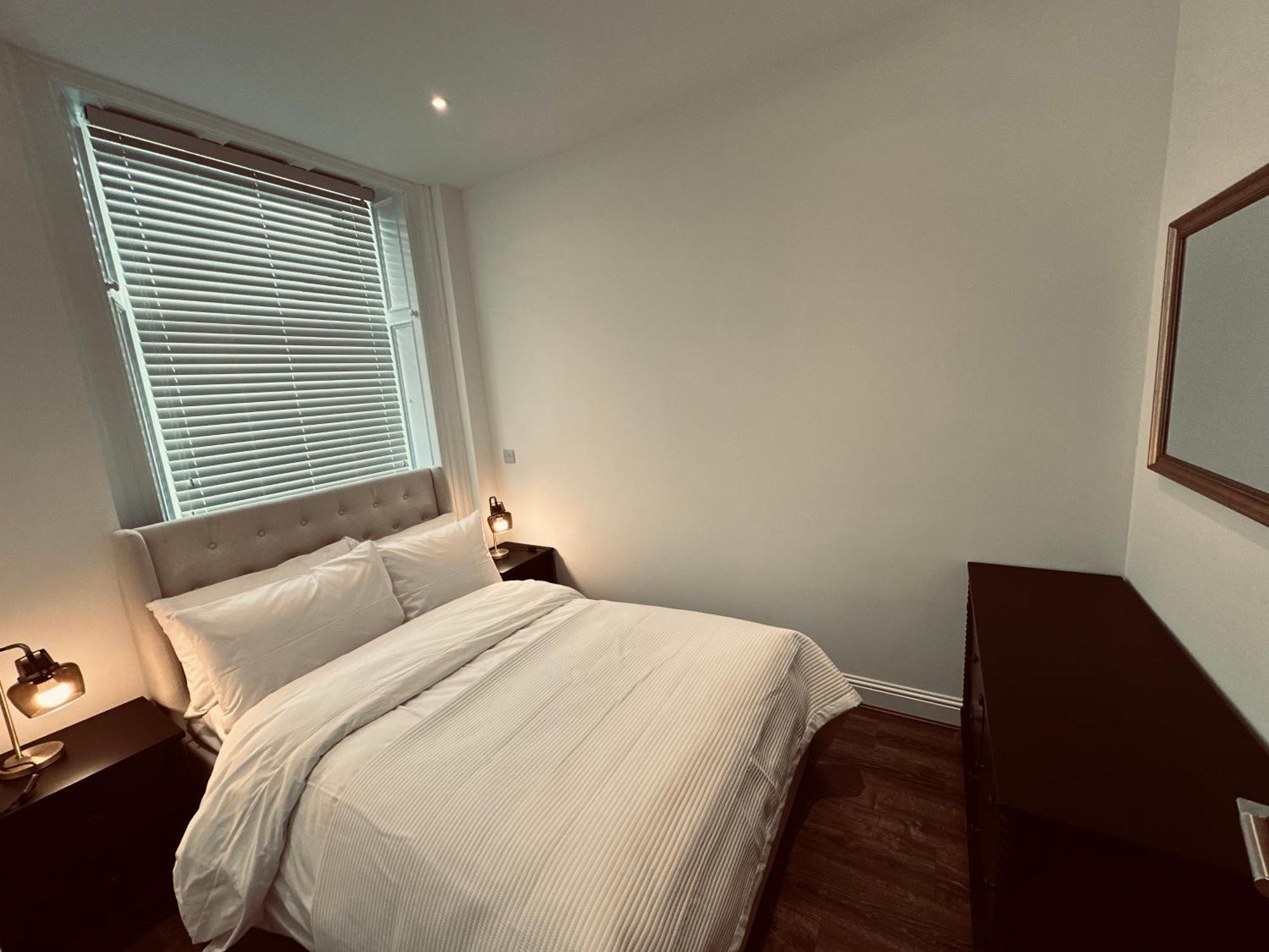 Barnet House Serviced Apartments Dunfermline Buitenkant foto