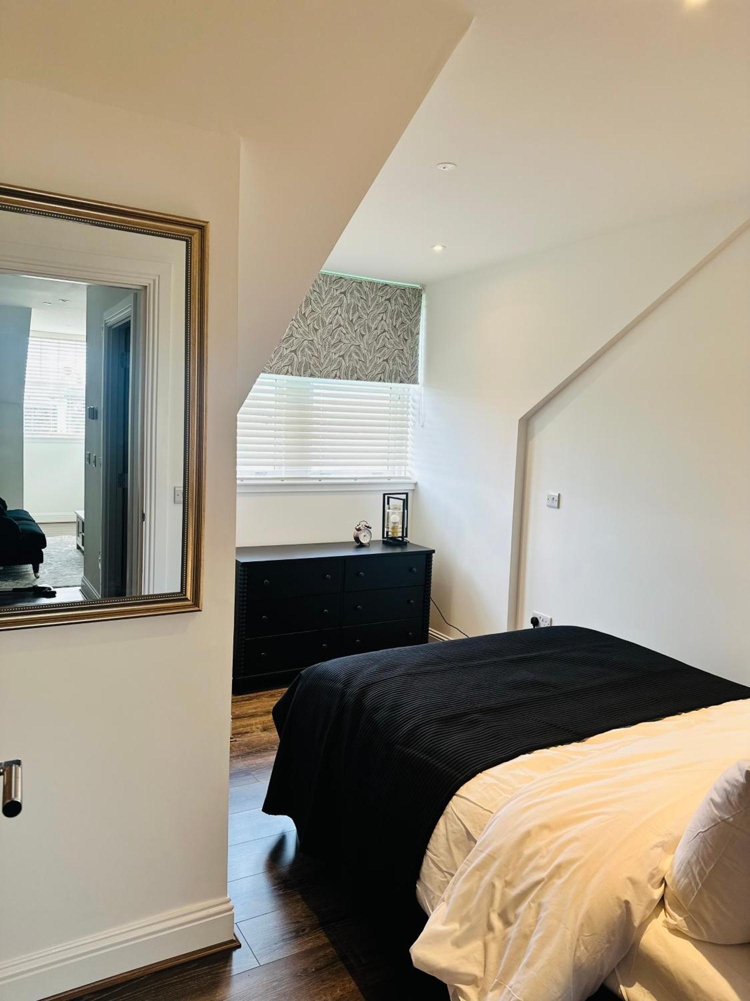 Barnet House Serviced Apartments Dunfermline Buitenkant foto