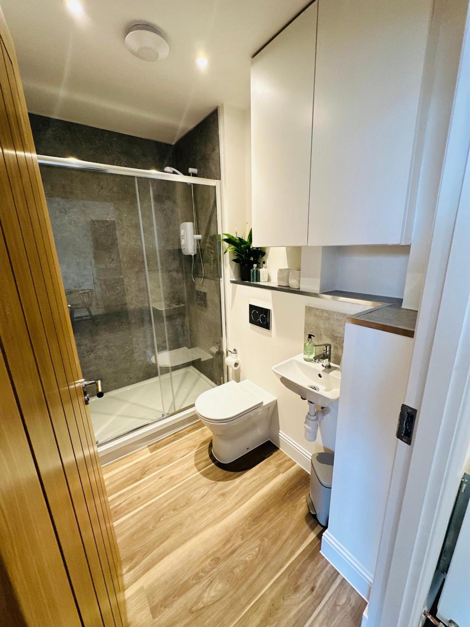 Barnet House Serviced Apartments Dunfermline Buitenkant foto